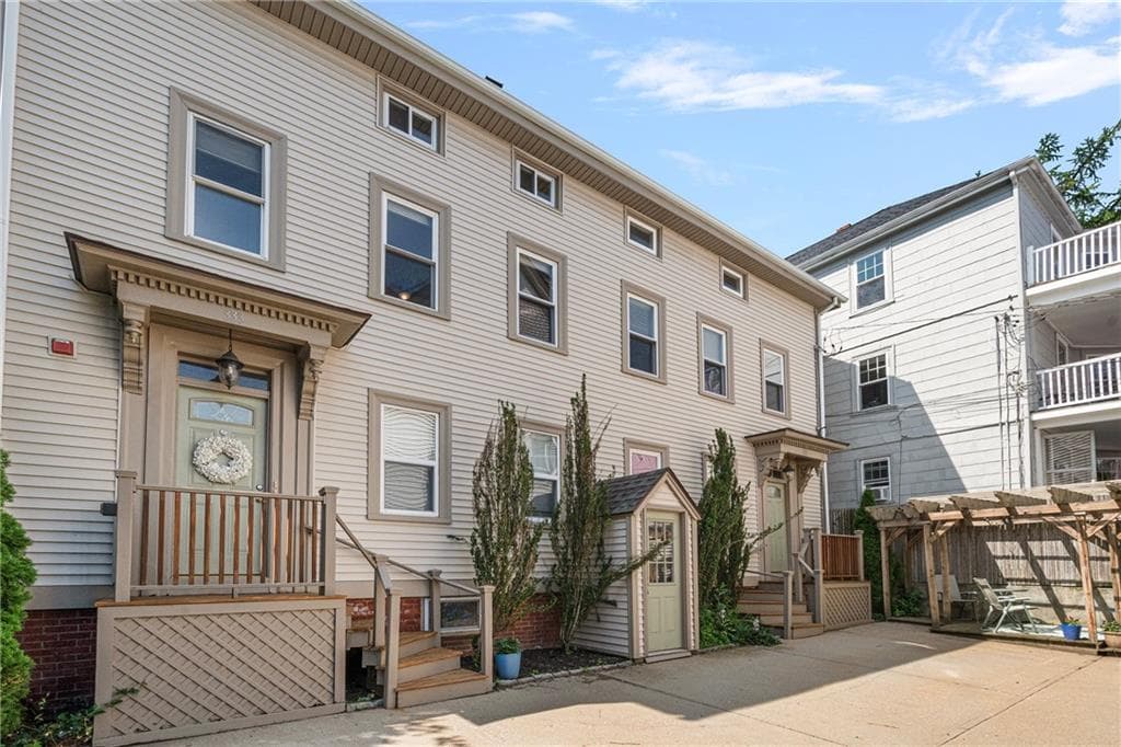 331 Williams Street UNIT 7 photo 2