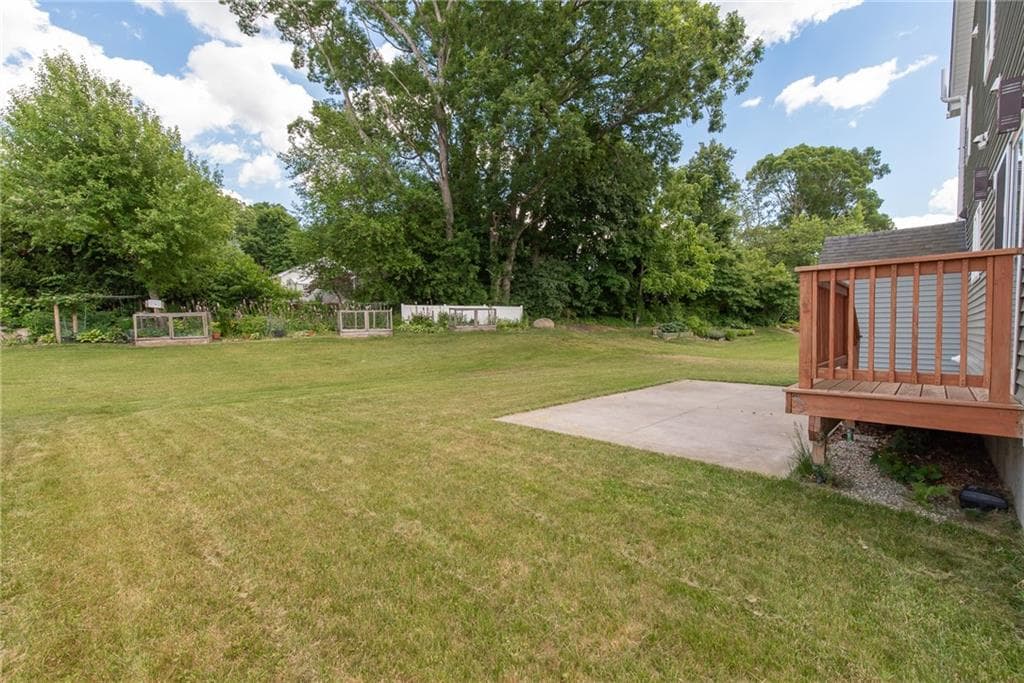 Single Family Residence at 182 Theresa Marie Avenue, Woonsocket, photo 34 of 39