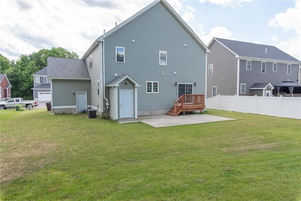 Single Family Residence at 182 Theresa Marie Avenue, Woonsocket, photo 38 of 39