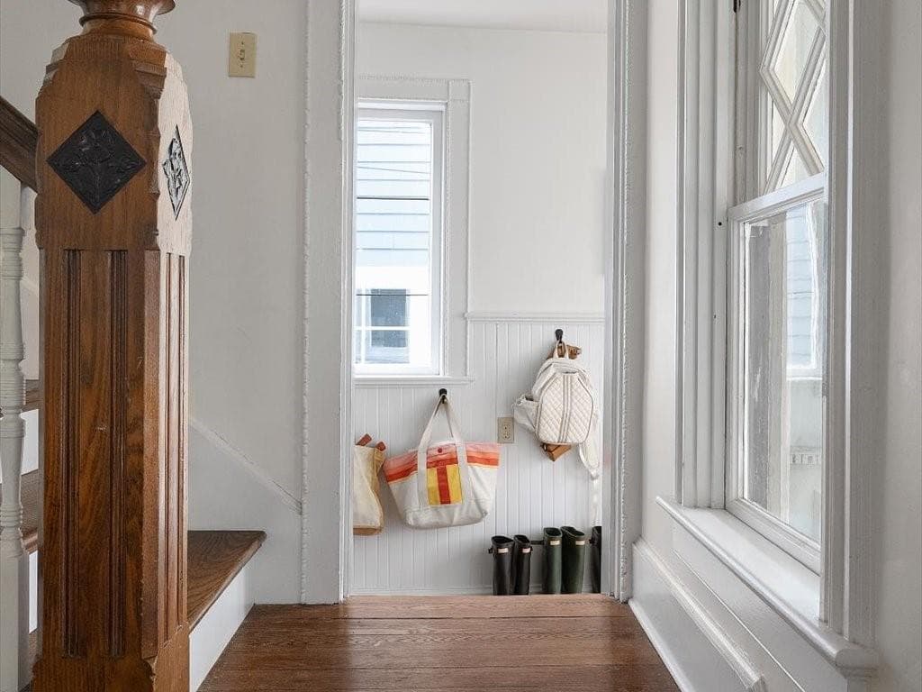 Single Family Residence at 43 Howard Street, Newport, photo 9 of 30