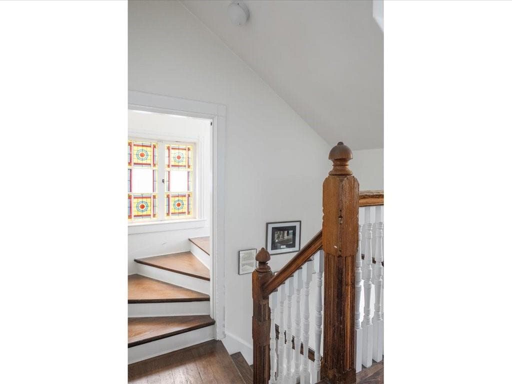 Single Family Residence at 43 Howard Street, Newport, photo 19 of 30