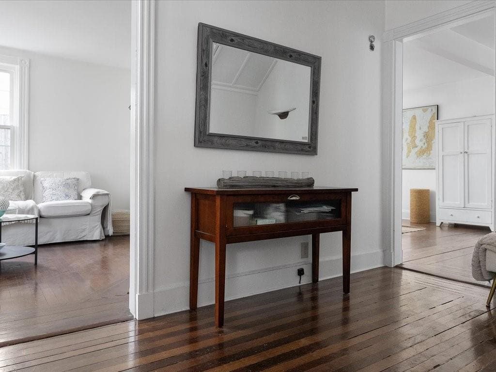 Single Family Residence at 43 Howard Street, Newport, photo 8 of 30