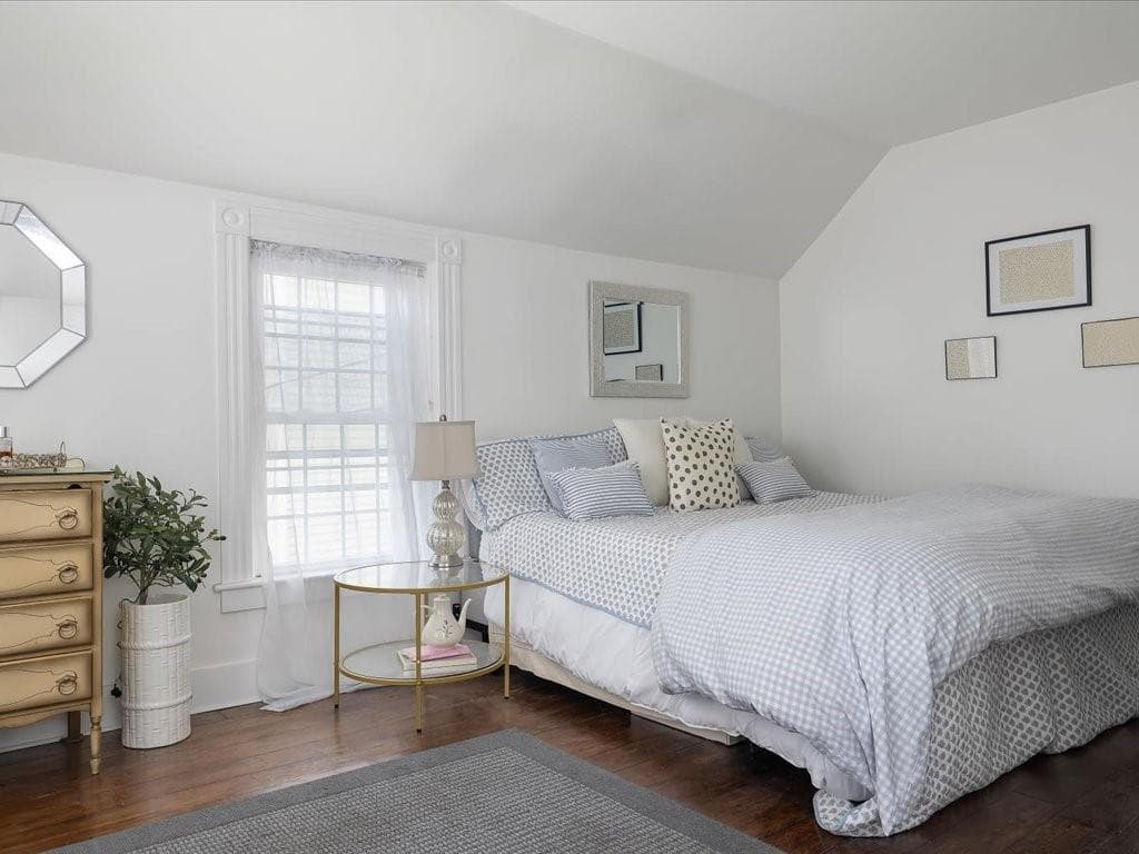 Single Family Residence at 43 Howard Street, Newport, photo 25 of 30