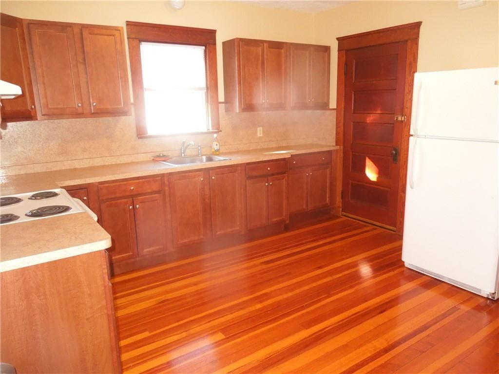 Multi Family at 42 44 Gentian Avenue, Providence, photo 7 of 15