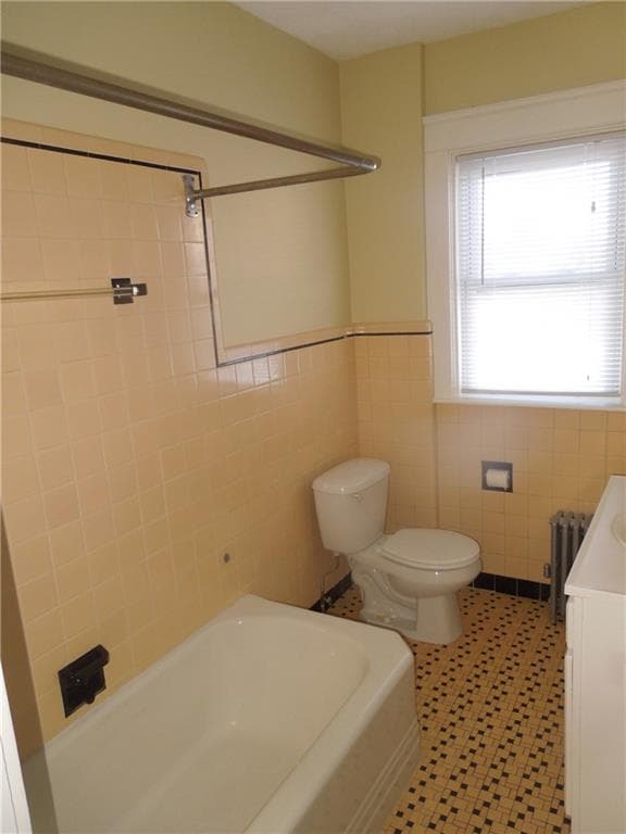 Multi Family at 42 44 Gentian Avenue, Providence, photo 10 of 15