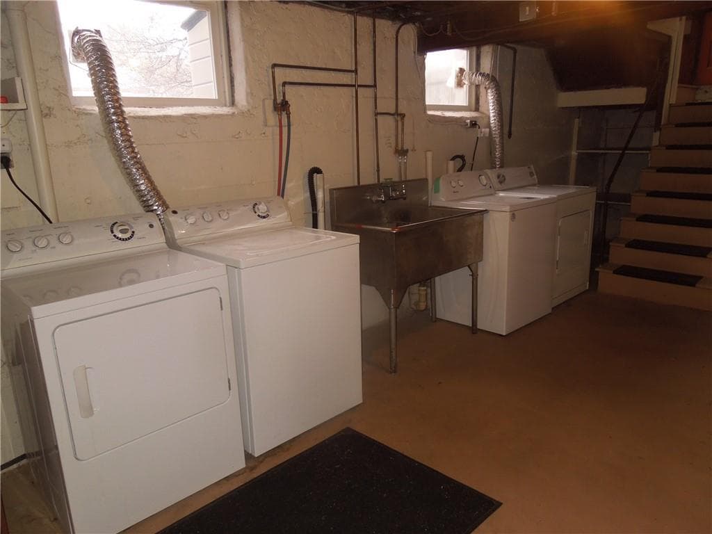 Multi Family at 42 44 Gentian Avenue, Providence, photo 11 of 15
