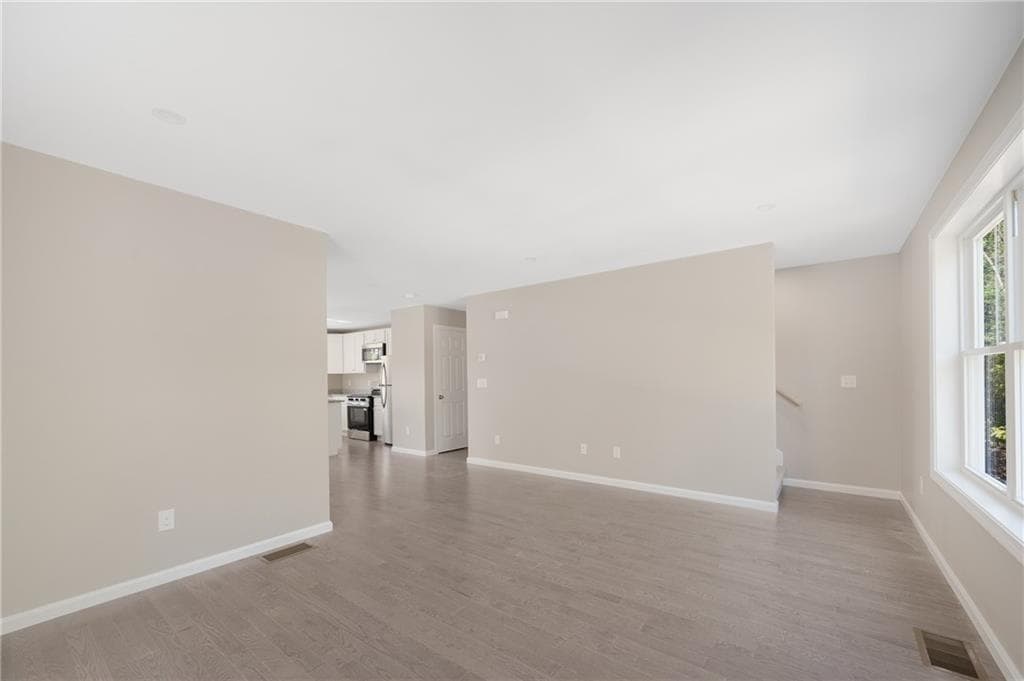 Condominium at 40 Farnum Pike UNIT 3, Smithfield, photo 8 of 15