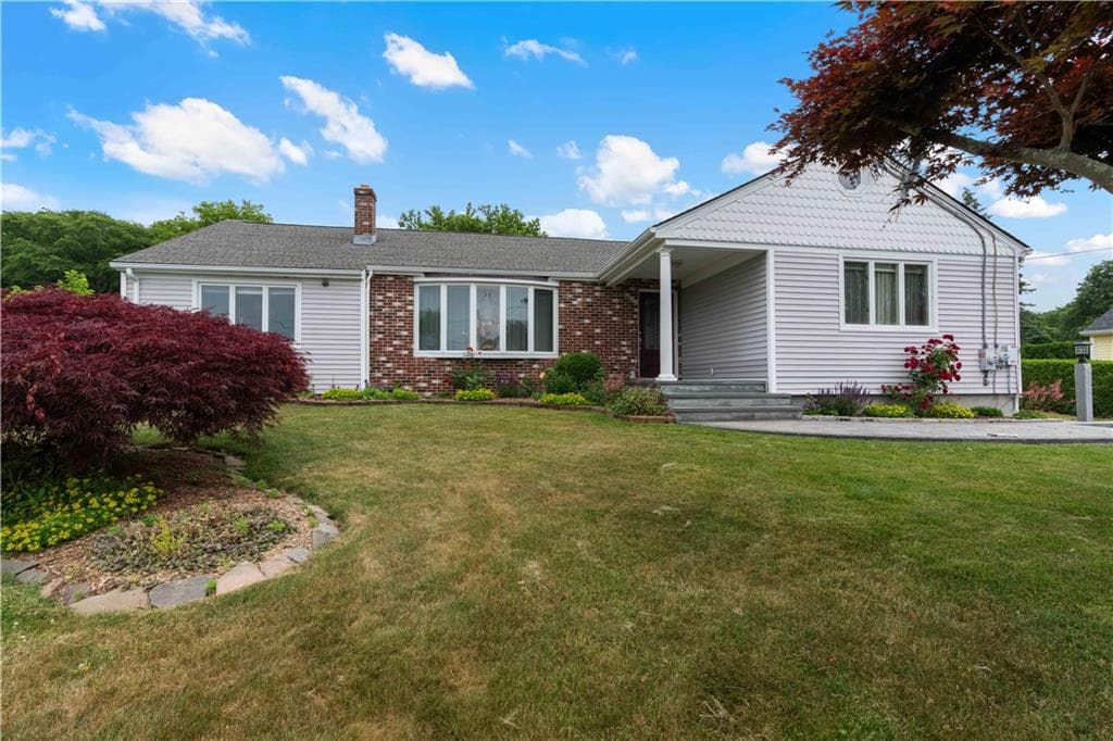 6 Varnum Avenue