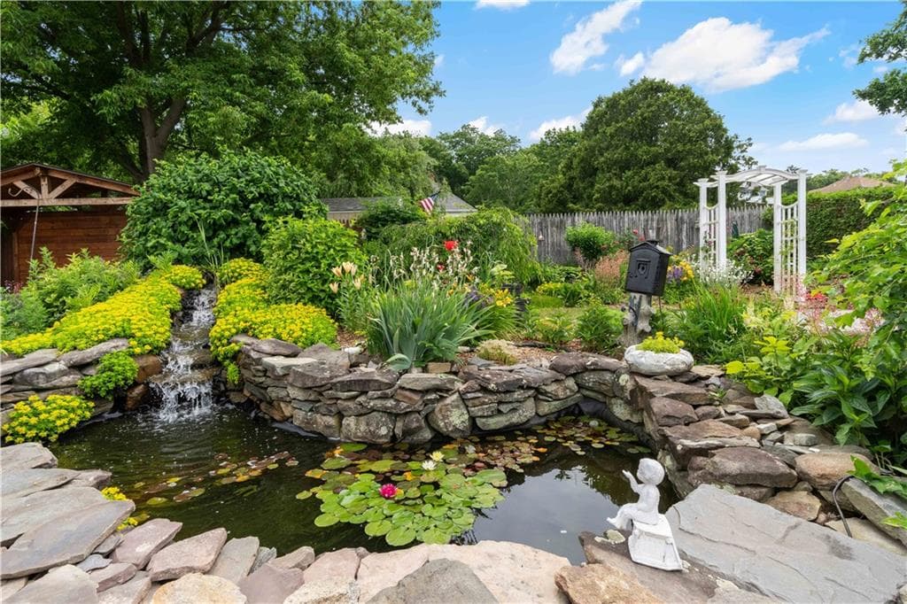 6 Varnum Avenue photo 25