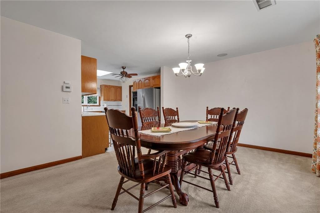 Single Family Residence at 3 Douglas Circle, Smithfield, photo 18 of 38