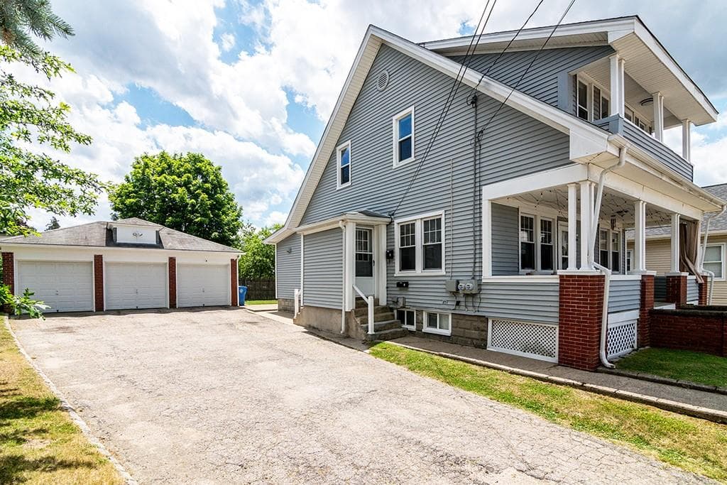 255 0 Farmington Avenue photo 3