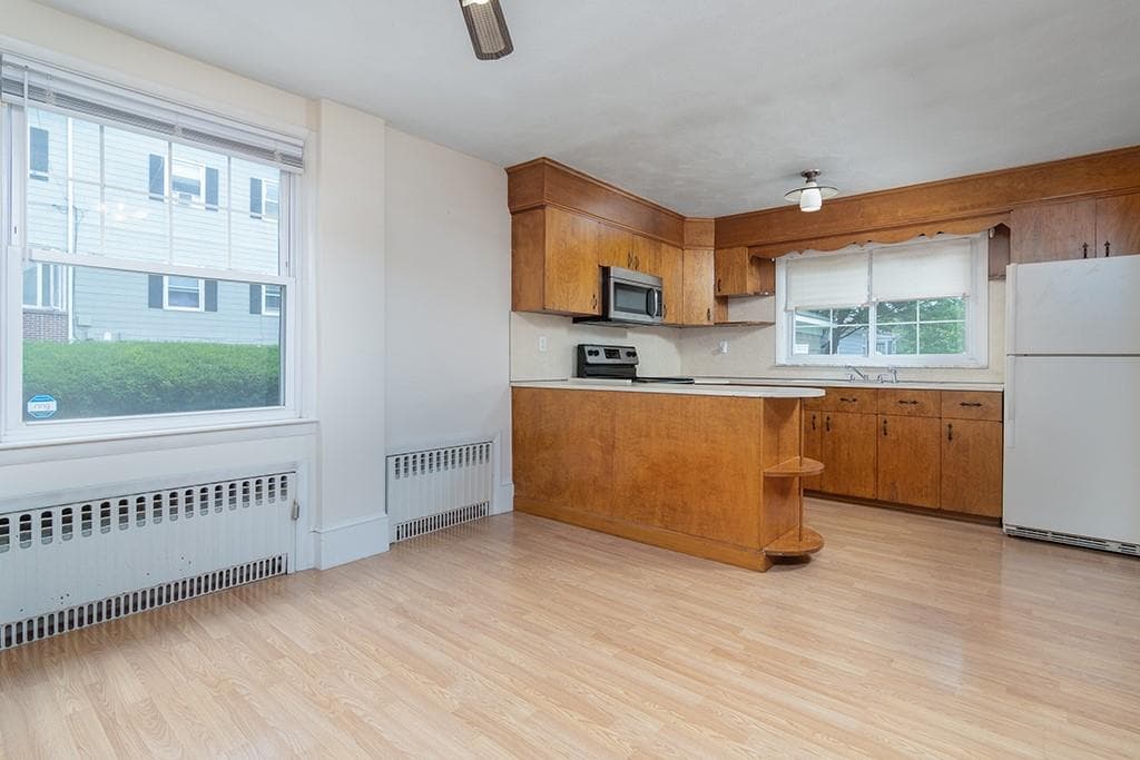 255 0 Farmington Avenue photo 15