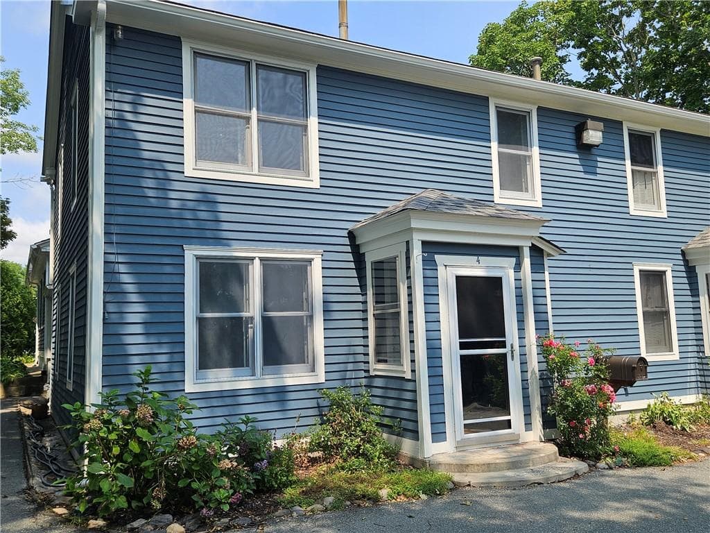 208 Marlborough Street UNIT 4 photo 3
