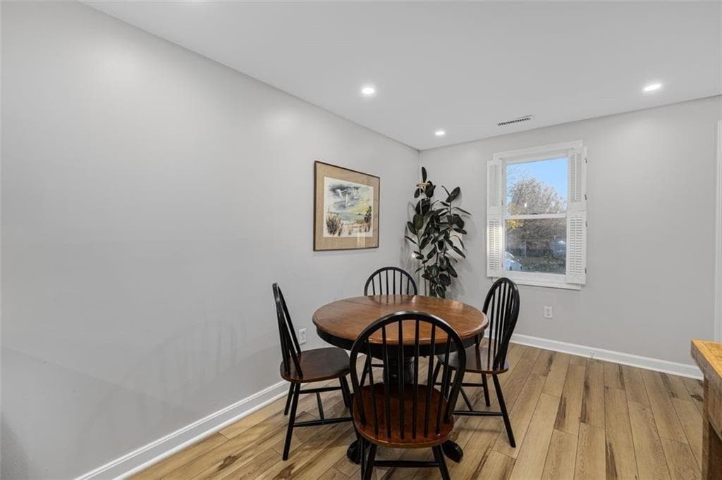 208 Marlborough Street UNIT 4 photo 10