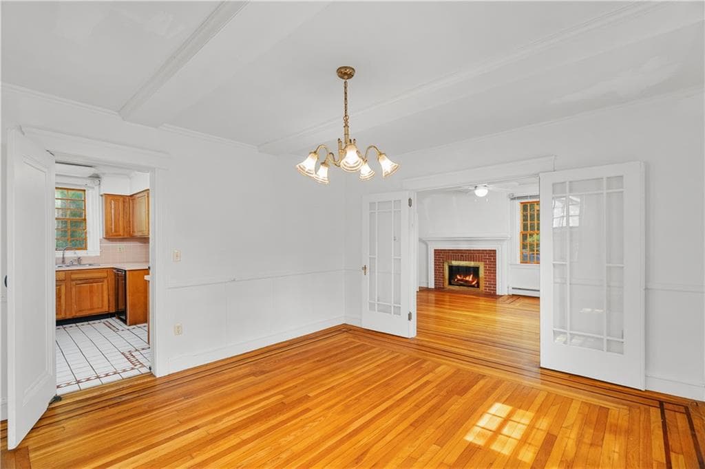 Single Family Residence at 4 Grandview Avenue, Lincoln, photo 13 of 49