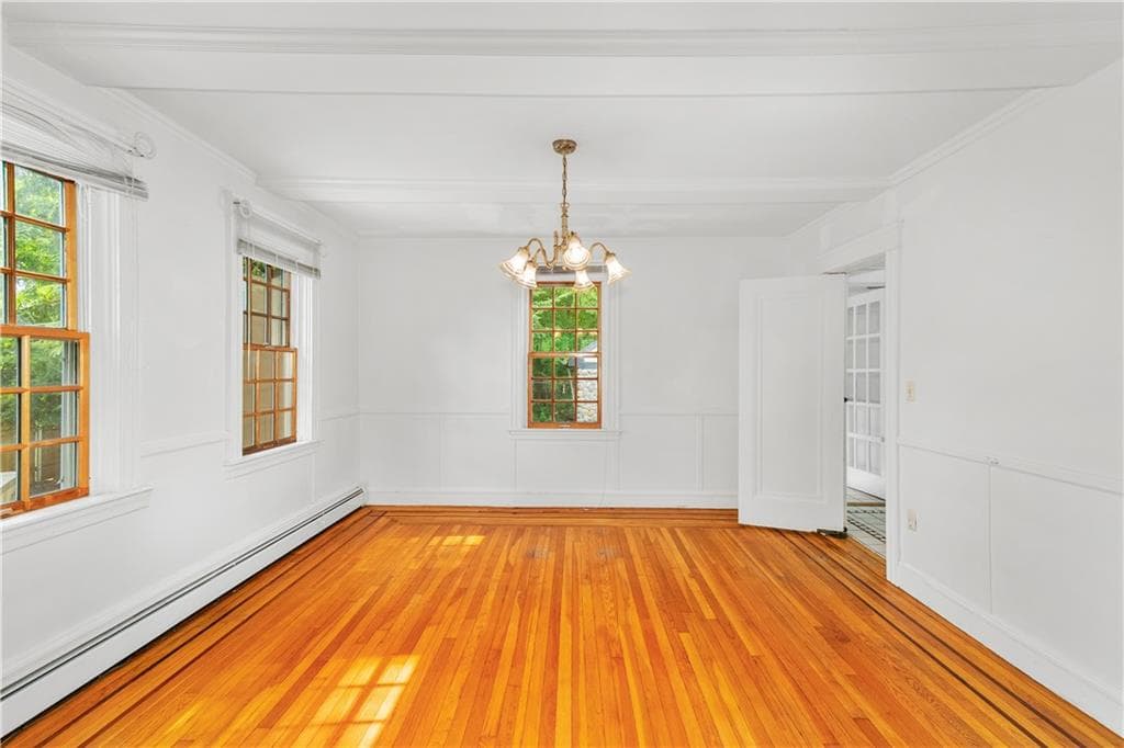 Single Family Residence at 4 Grandview Avenue, Lincoln, photo 12 of 49
