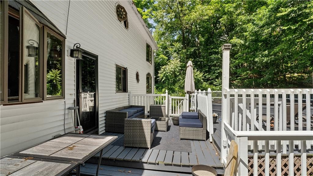 185 Scott Road photo 45