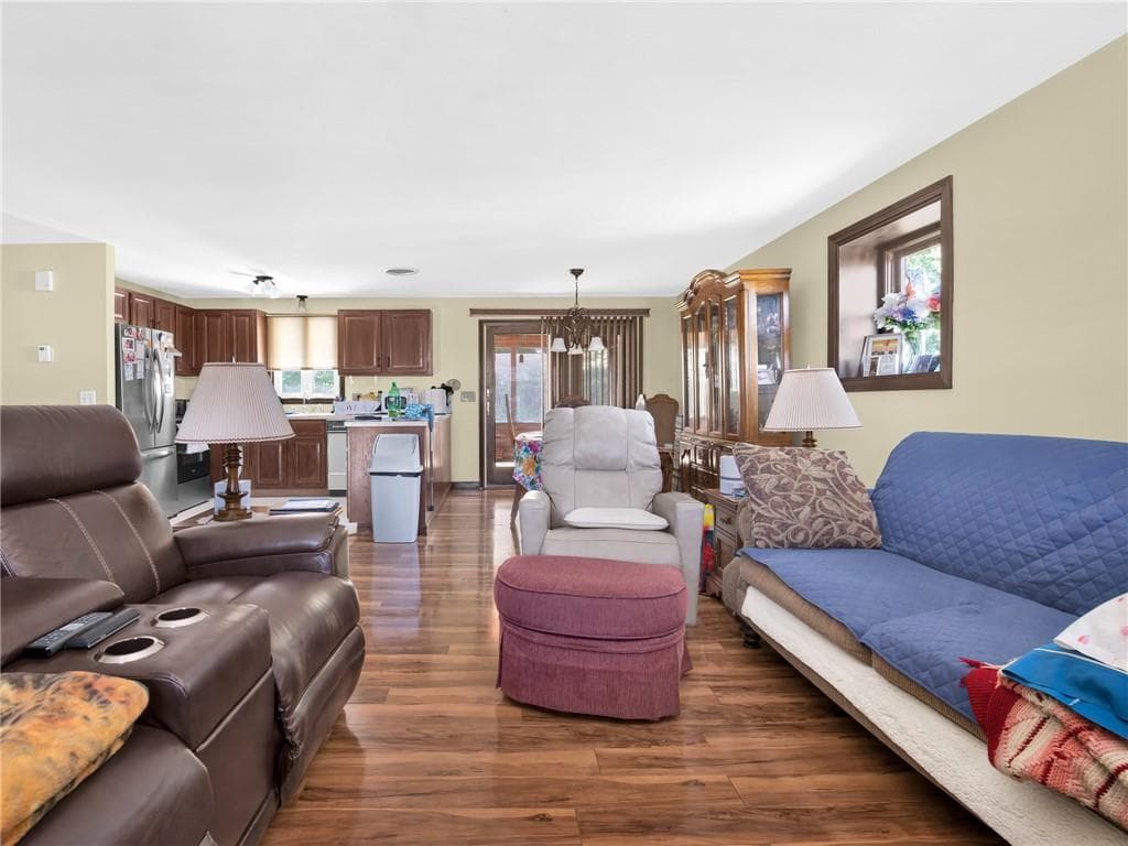 35 Sycamore Drive photo 10