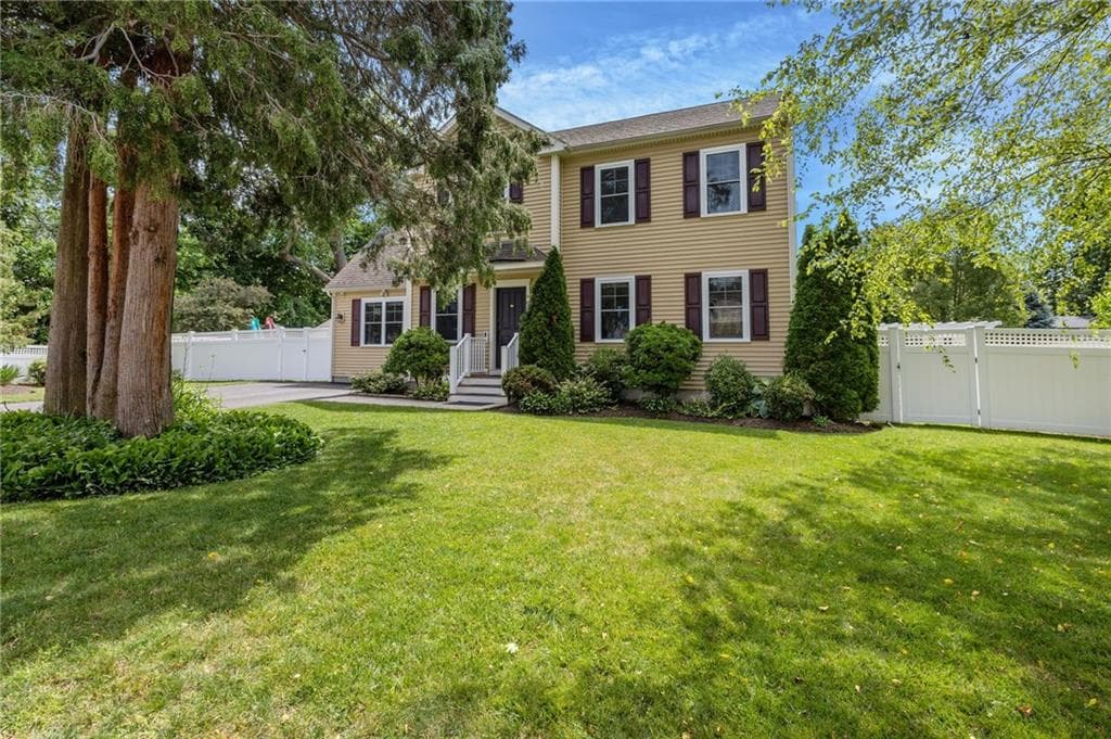 80 Preston Drive photo 4