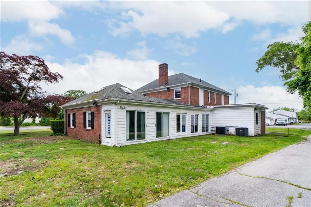 873 Warwick Avenue photo 30