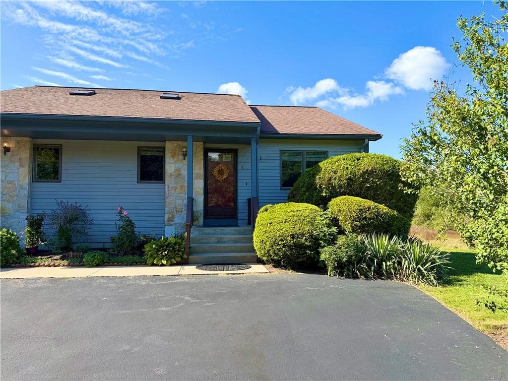 30 Acorn Court UNIT G6