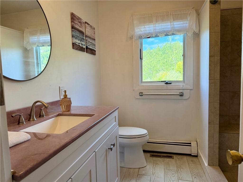 Condominium at 30 Acorn Court UNIT G6, South Kingstown, photo 8 of 17