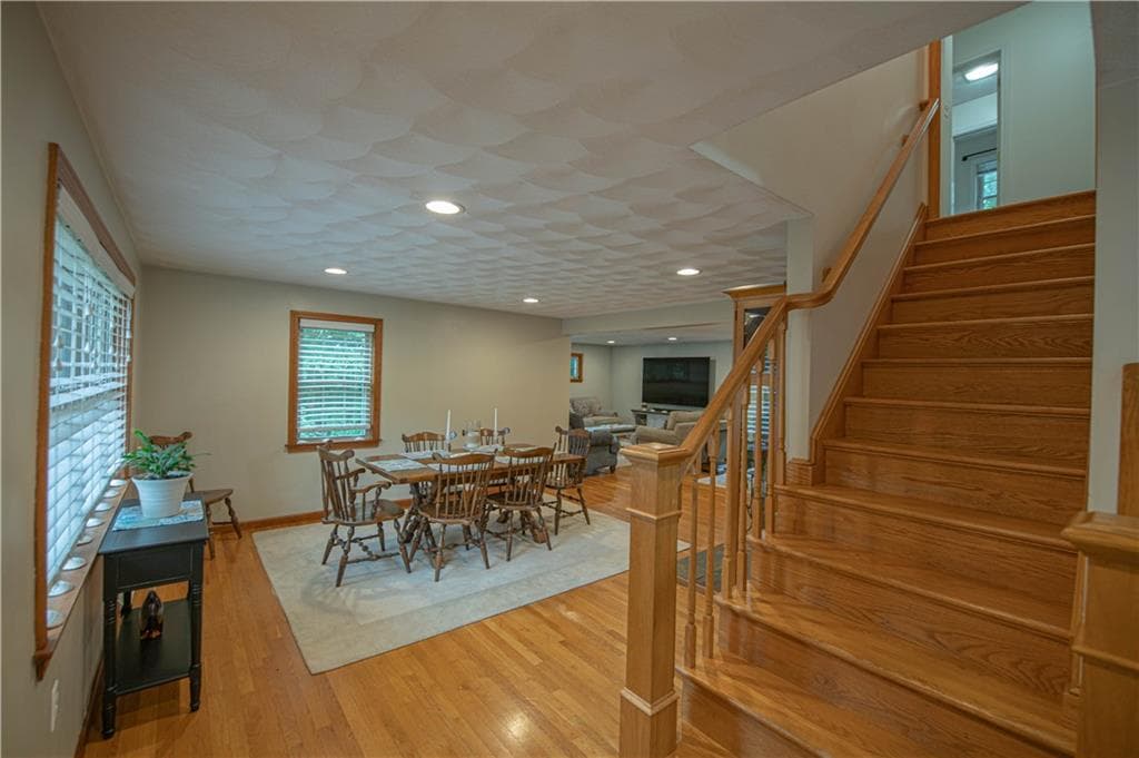 Single Family Residence at 20 Whipple Road, Smithfield, photo 11 of 27