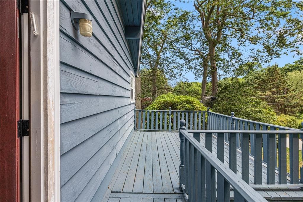 Single Family Residence at 58 Rip Van Winkle Circle, Warwick, photo 8 of 39