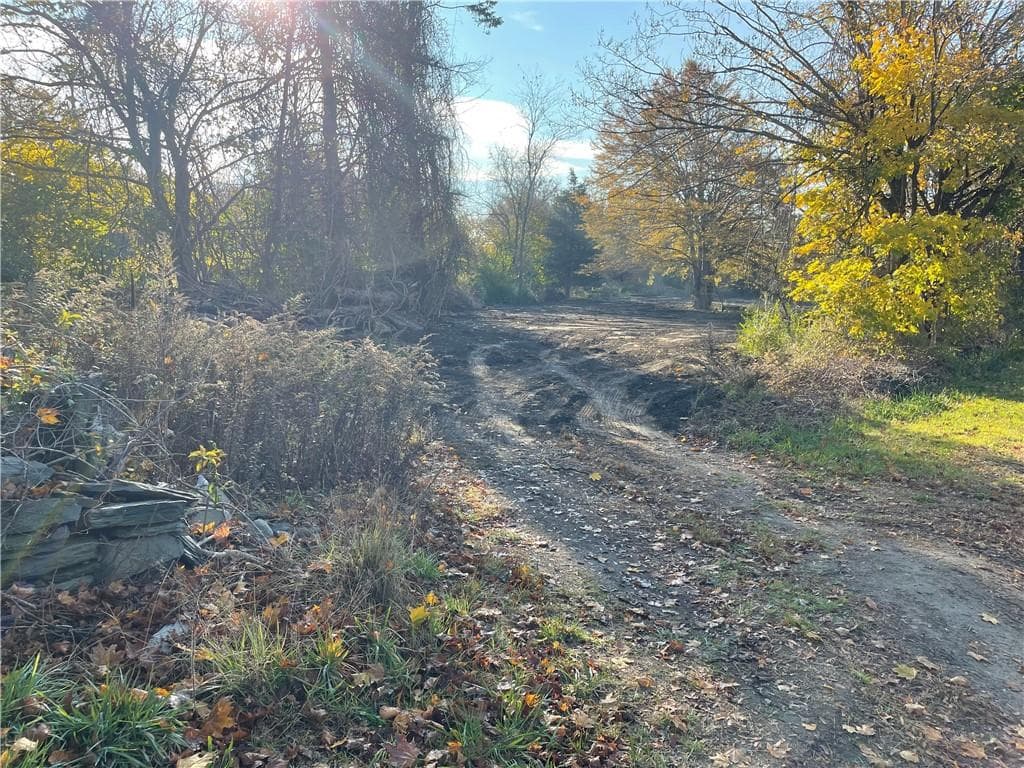 Unimproved Land at 0 West Main Road, Portsmouth, photo 2 of 6