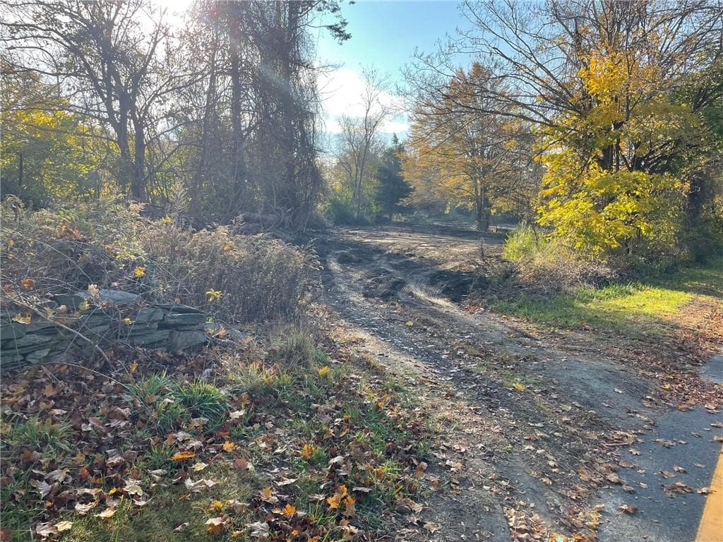 Unimproved Land at 0 West Main Road, Portsmouth, photo 3 of 6