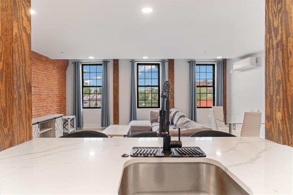 Condominium at 50 Ashburton St. Street UNIT 18, Providence, photo 8 of 40