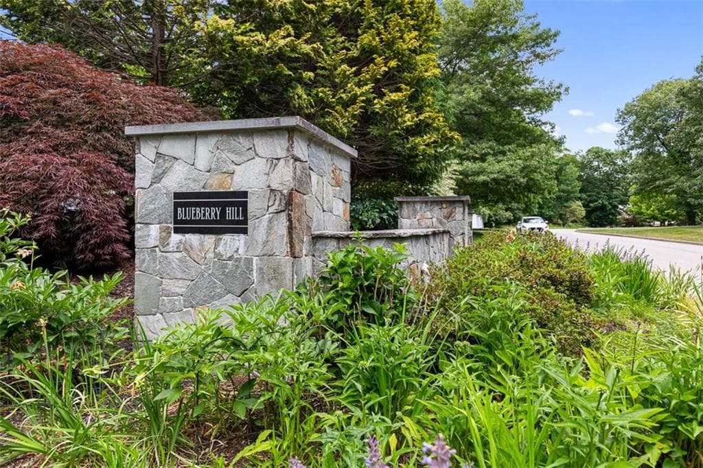 Unimproved Land at 30 Rock Way, East Greenwich, photo 10 of 34