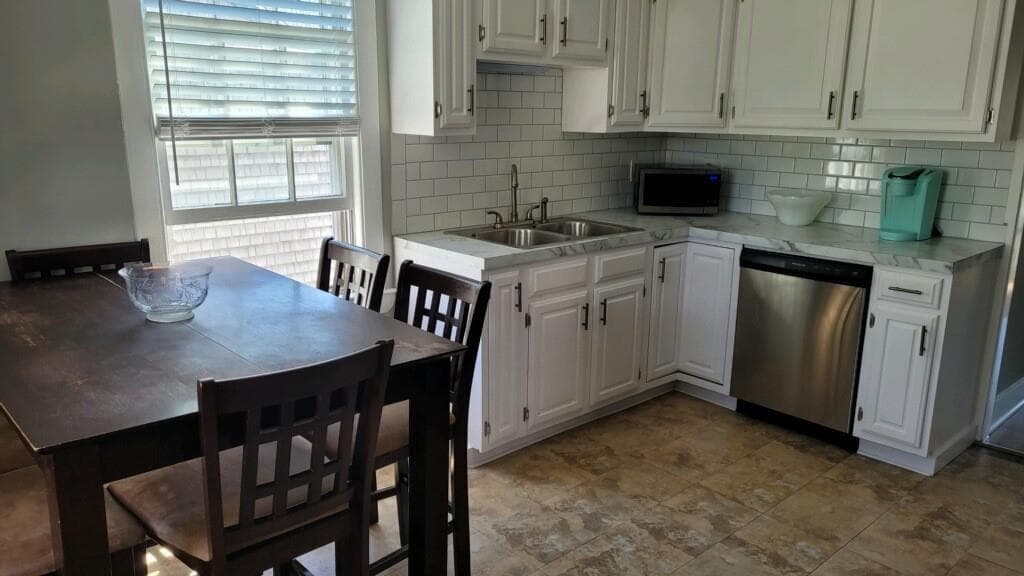 82 Burnside Avenue photo 20
