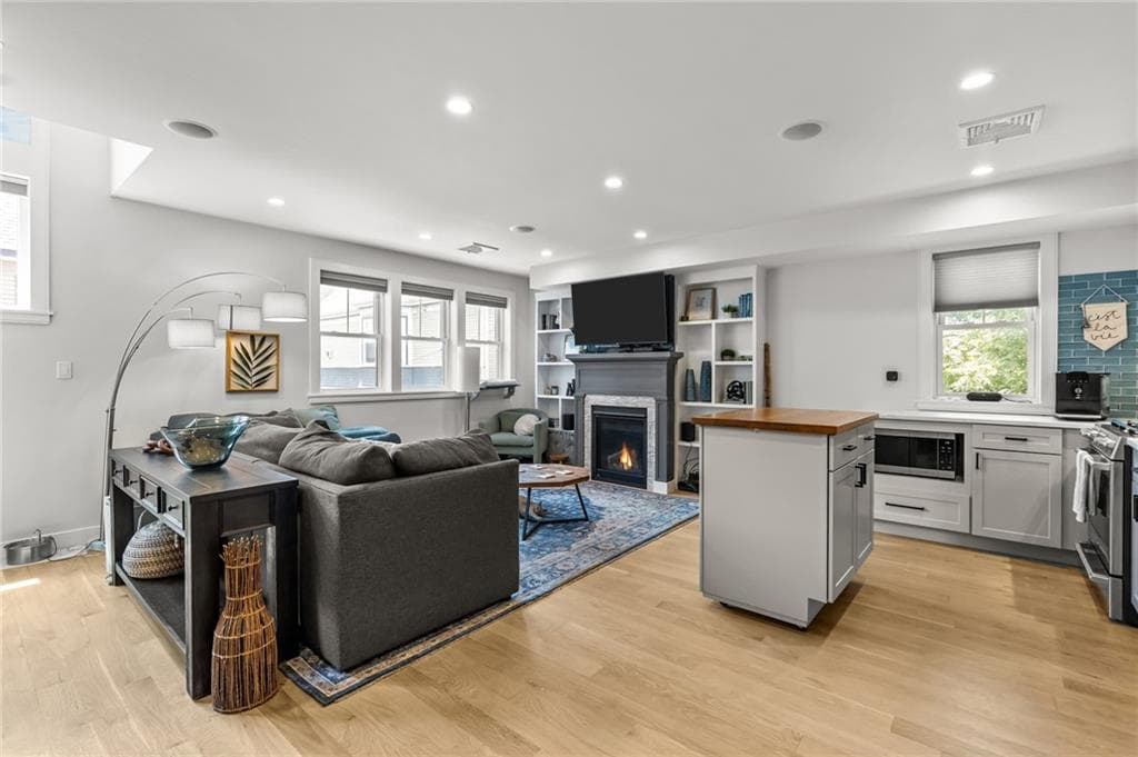 Condominium at 47 Harvest Street UNIT 4, Boston, photo 4 of 26