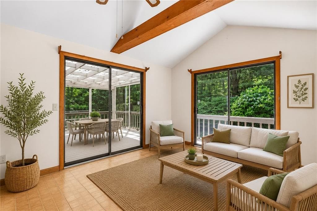 590 Shannock Road photo 18