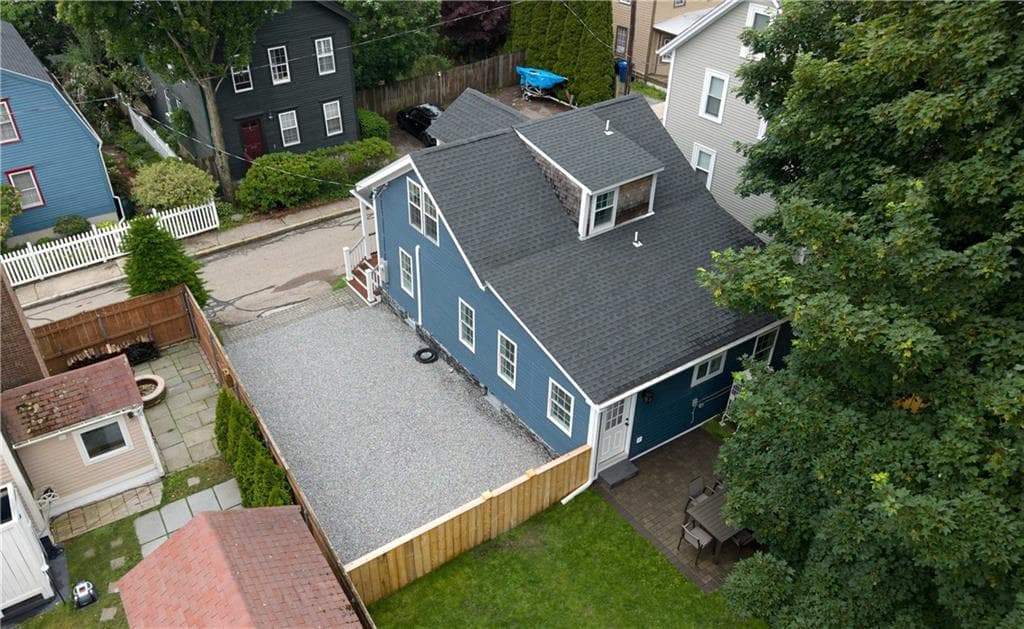 57 Callender Avenue photo 32