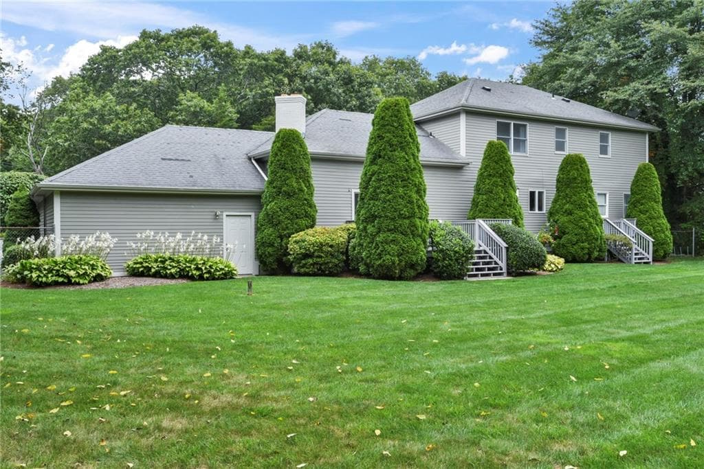 2360 Middle Road photo 6