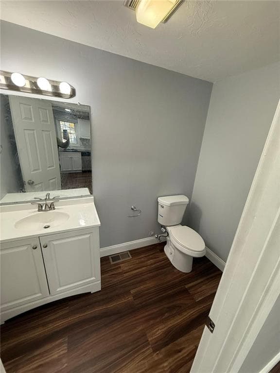 10 26 Saratoga Avenue photo 9