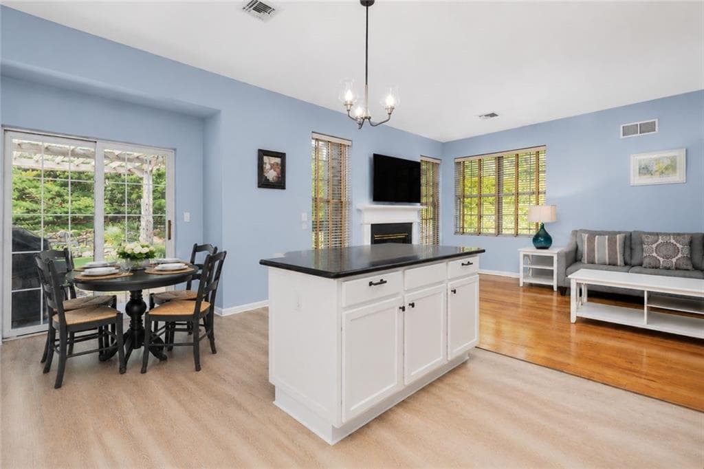 Condominium at 20 RIMWOOD Drive, Smithfield, photo 6 of 38