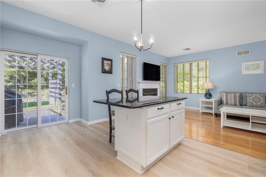 Condominium at 20 RIMWOOD Drive, Smithfield, photo 7 of 38