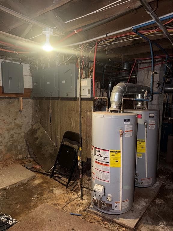 Multi Family at 10 La Vaughn Street, Providence, photo 14 of 15