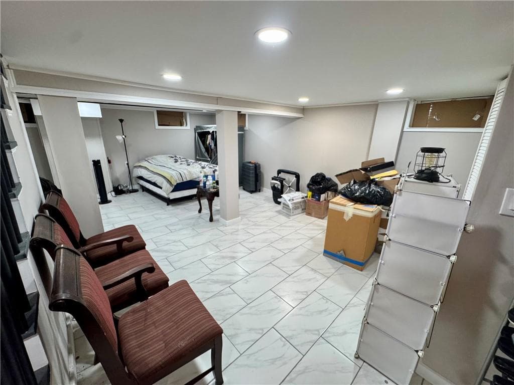 179 JORDAN Avenue photo 10