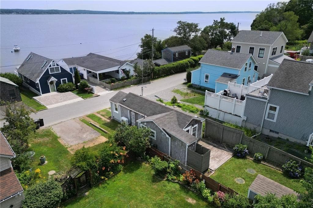 12 Atlantic Avenue photo 16