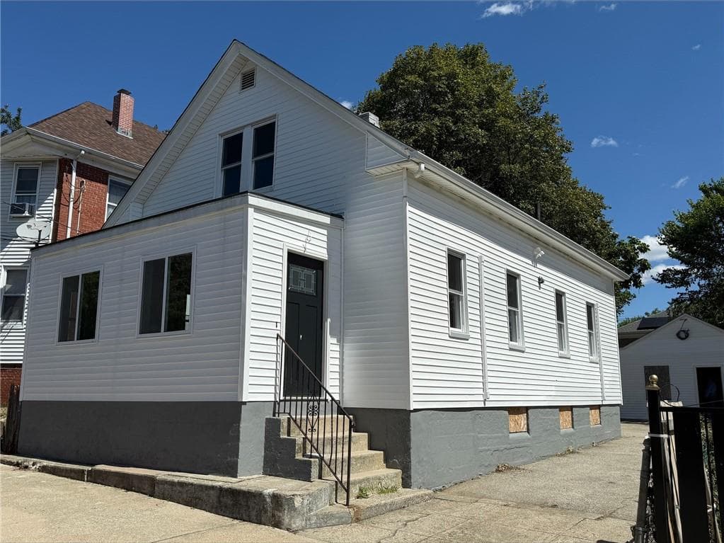 17 Middleton Street