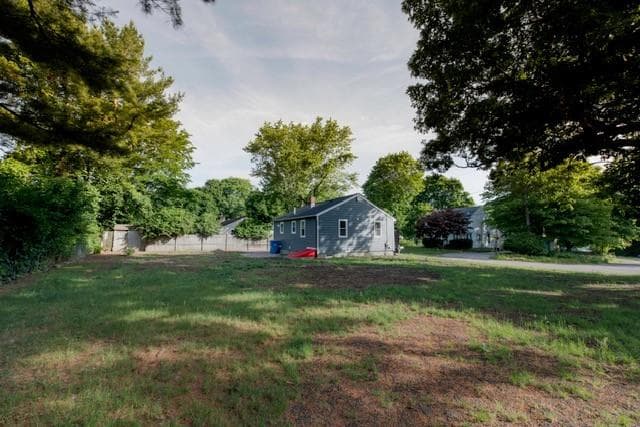 19 Nadeau Drive photo 2