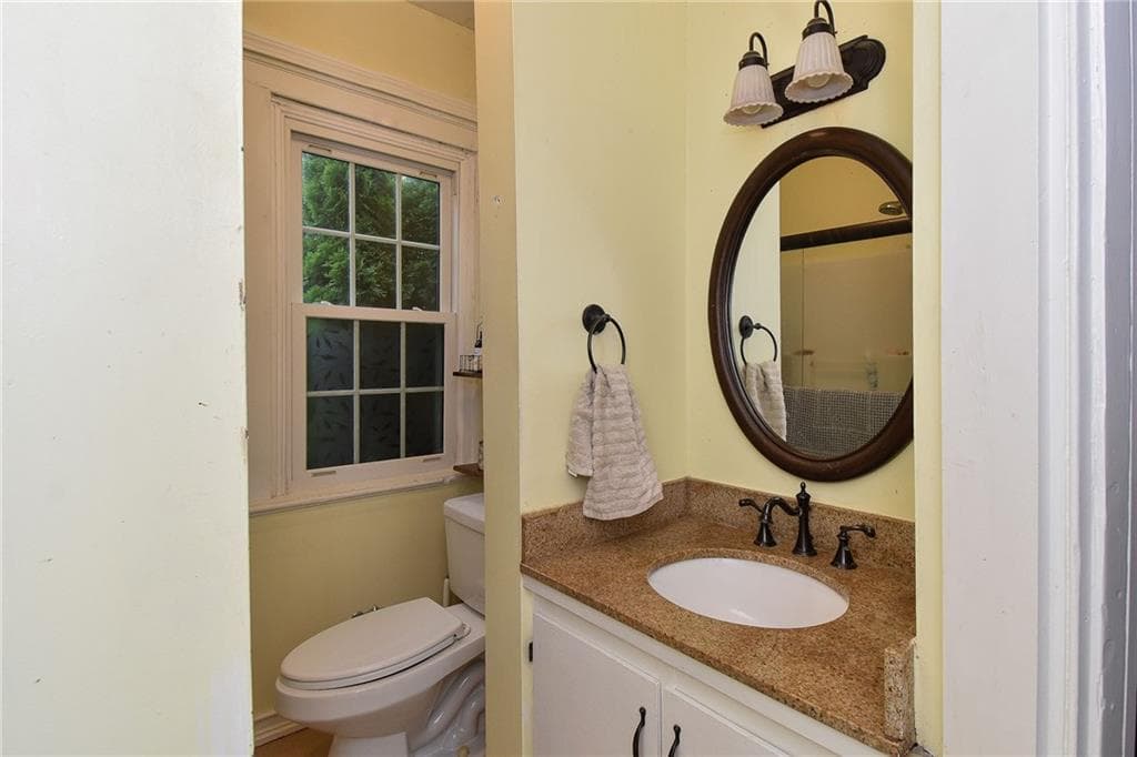 Multi Family at 195 Town Farm Road, Coventry, photo 38 of 47