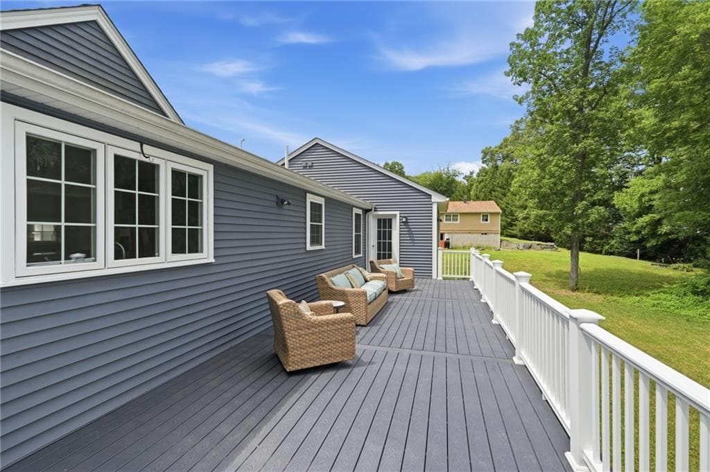 10 Stirling Drive photo 42