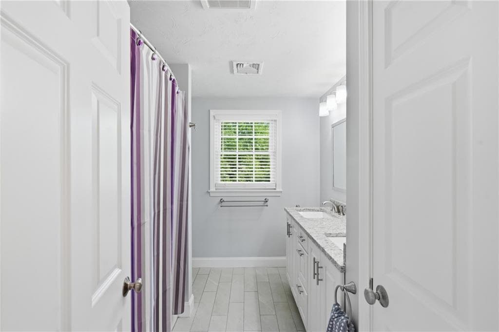 10 Stirling Drive photo 24