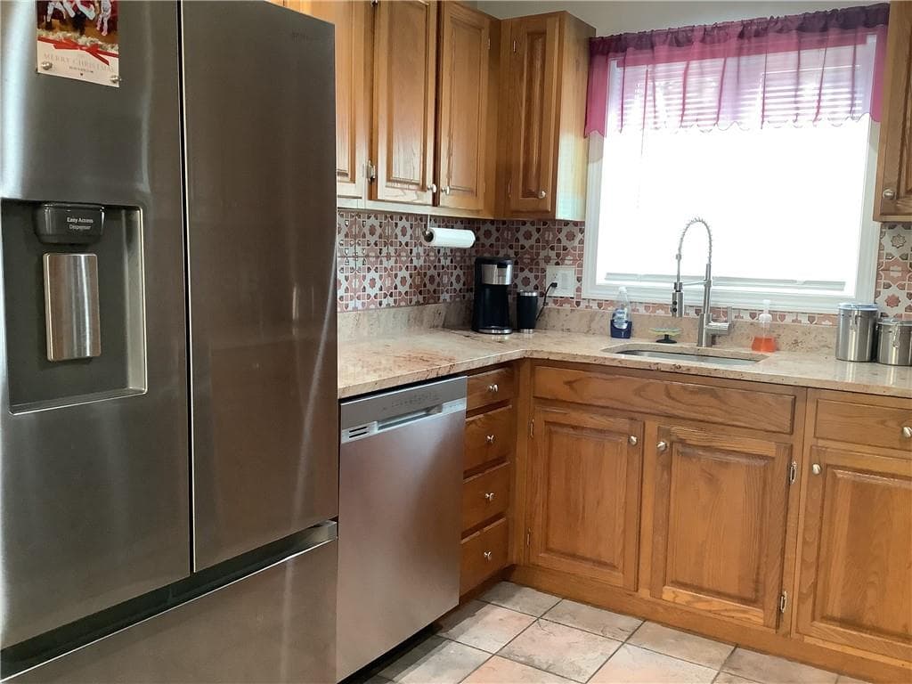 Condominium at 9 Fairway Lane UNIT 9, Blackstone, photo 5 of 18