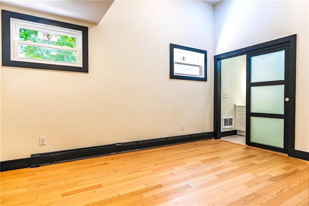 112 Hendrick Street photo 13